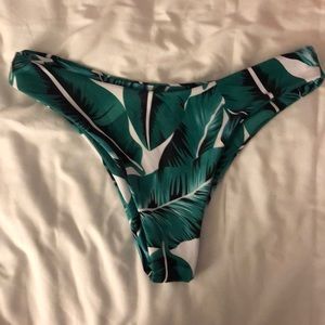 NWOT Cheeky floral bathing suit bottom